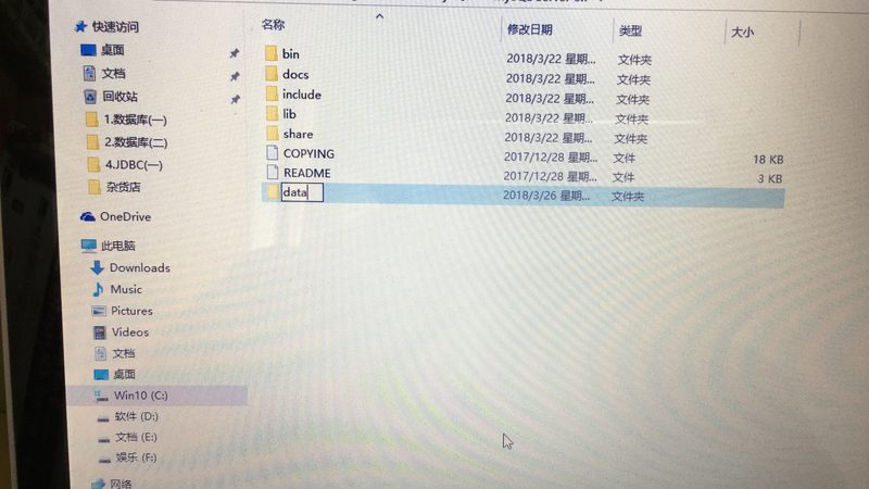 家电维修价格并非一成不变，其构成因素主要包括以下几个方面：